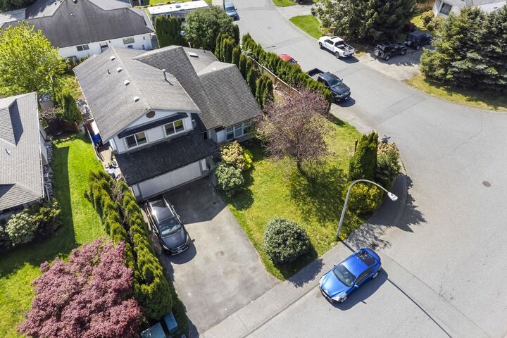Property Photo:  33480 Blueberry Drive  BC V2V 6E7 