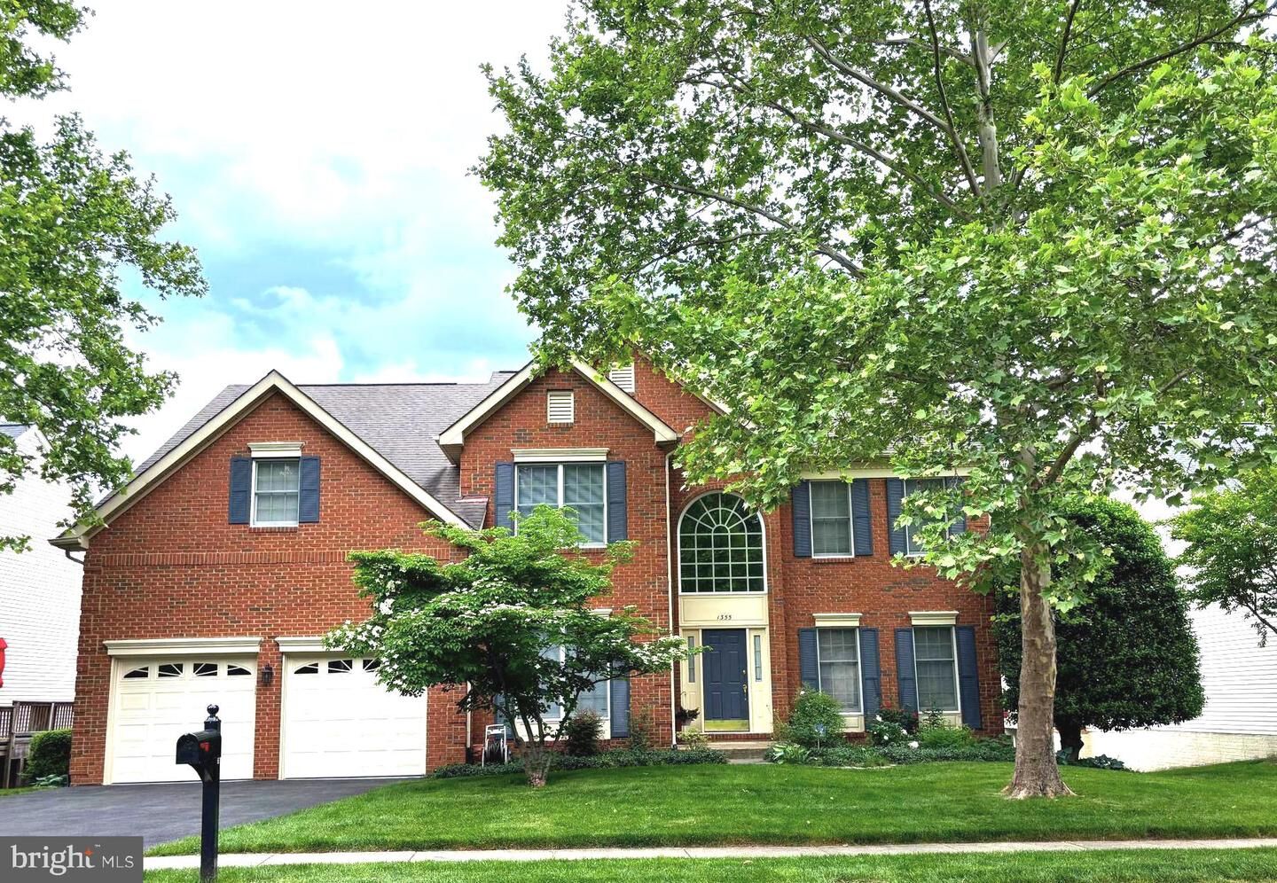 Property Photo: 1355 Tunwell Stable Court VA 20194