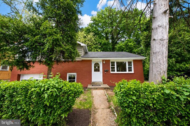 Property Photo:  1525 S 13th Street  PA 17104 