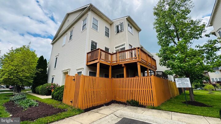 Property Photo:  2459 Ogden Square  MD 21054 