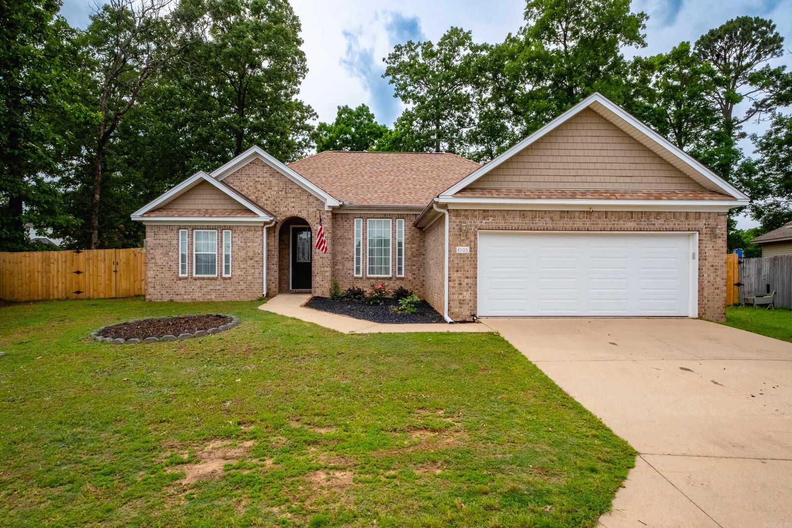 Property Photo: 4505 Hollow Bend Dr AR 72002