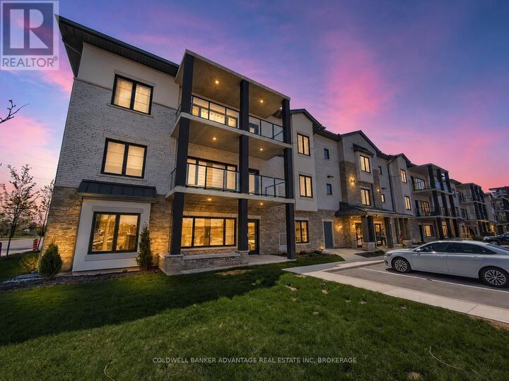 Property Photo:  119 Lincoln Street 104  ON L3C 0L2 