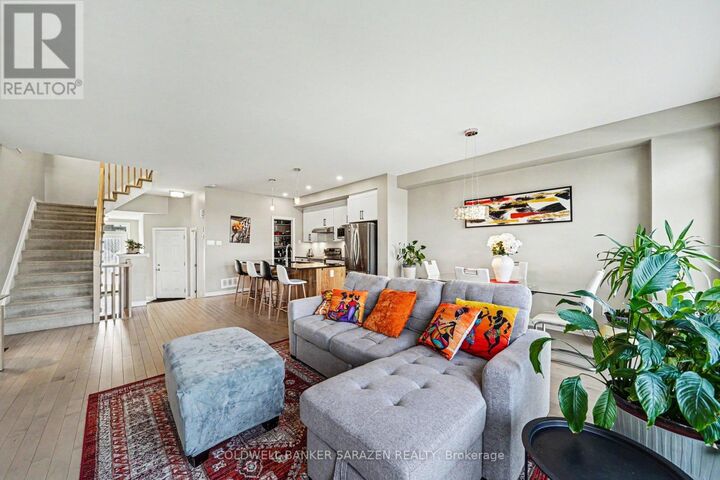 Property Photo:  787 Miikana Road  ON K1X 0G5 