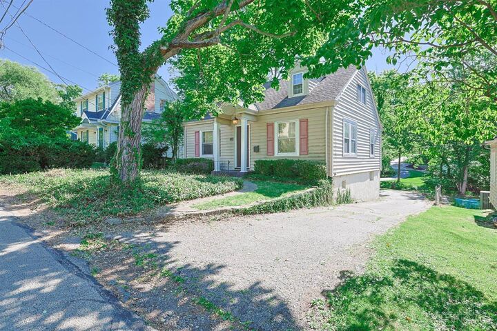 Property Photo:  224 Charles Street  OH 45215 