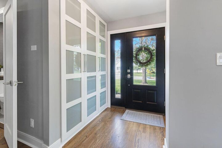 Property Photo: 1455 Berkshire Road OH 43221