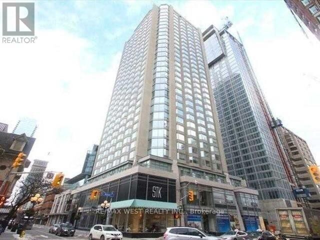Property Photo:  155 Yorkville Avenue 1209  ON M5R 1C4 
