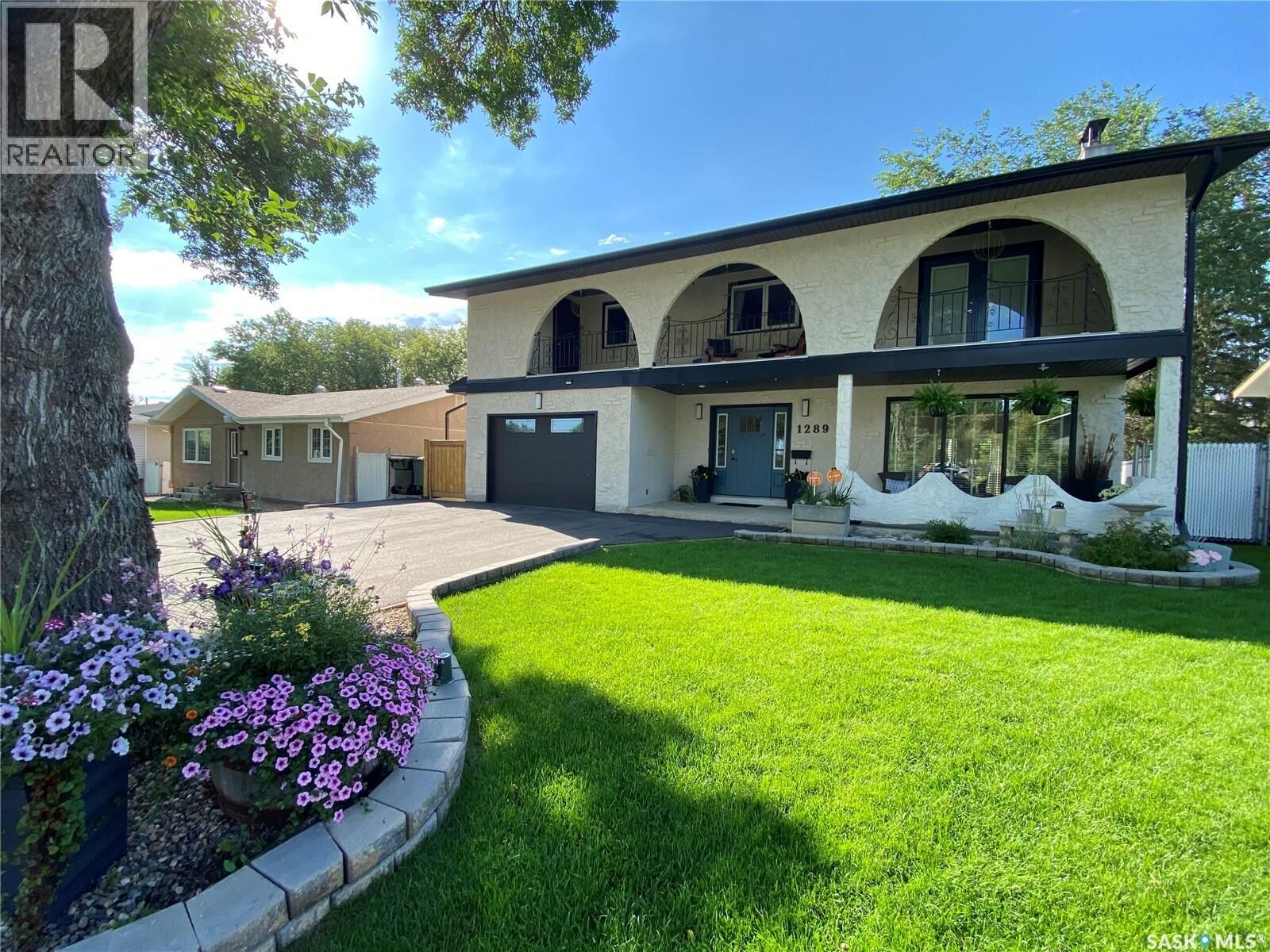 Property Photo:  1289 Gillmor Crescent  SK S6V 6A8 
