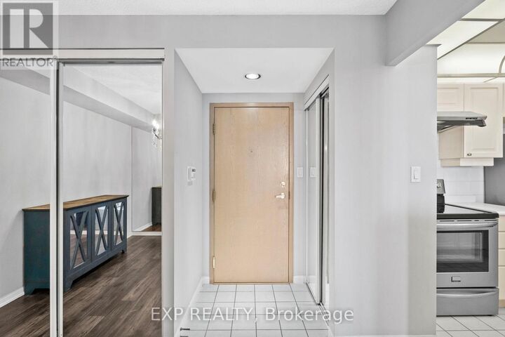 Property Photo:  88 Corporate Drive 1212  ON M1H 3G6 