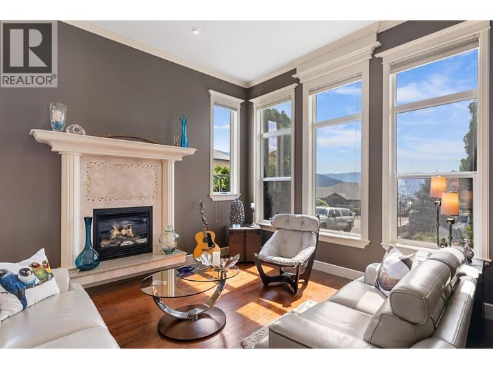 Property Photo: 1011 Foothills Court BC V1B 3Z5