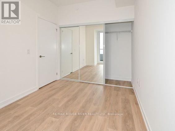 Property Photo:  225 Sumach St Street 2801  ON M5A 0P8 