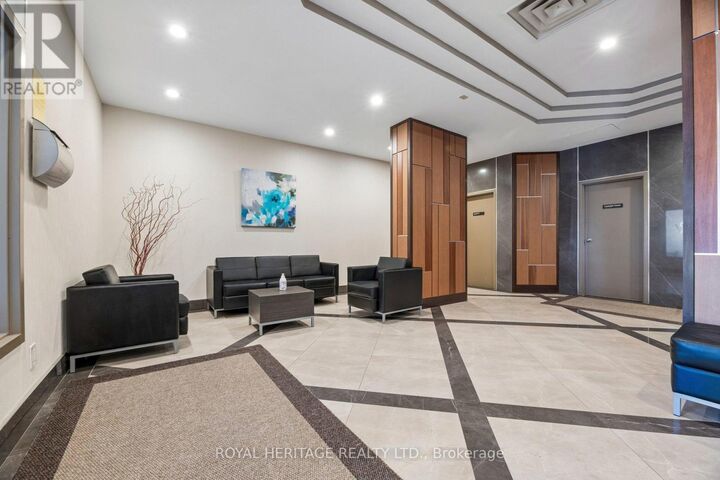 Property Photo:  711 Rossland Road East 1209  ON L1N 8Z1 