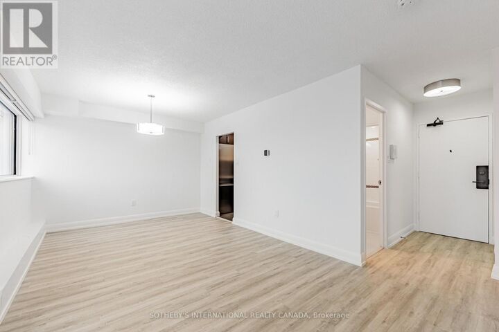 Property Photo:  201 Sherbourne Street N2108  ON M5A 3X1 