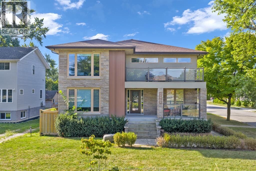 Property Photo:  11965 Riverside Drive East  ON N8P 1A8 