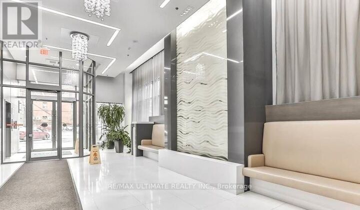 Property Photo:  500 St Clair Avenue West 605  ON M6C 1A8 