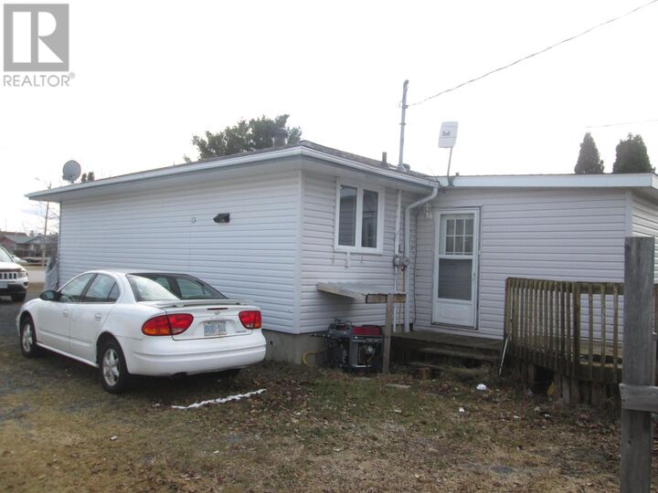 Property Photo: 119 Willow Place ON P0T 1T0