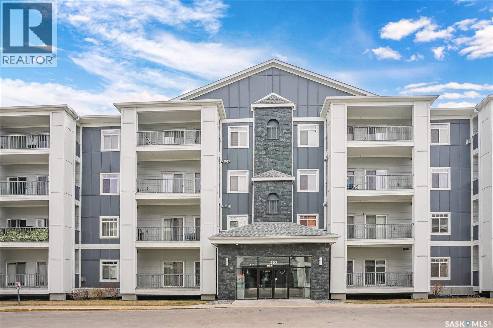 Property Photo:  312 363 Nelson Road  SK S7S 1P2 