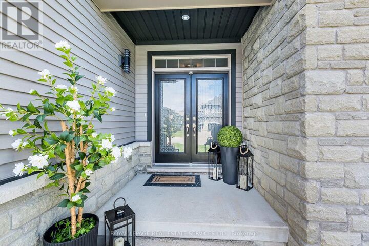 Property Photo:  40 Landscape Drive  ON L0L 2L0 