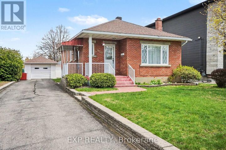 Property Photo:  959 Beaudry Street  ON K1K 3R9 