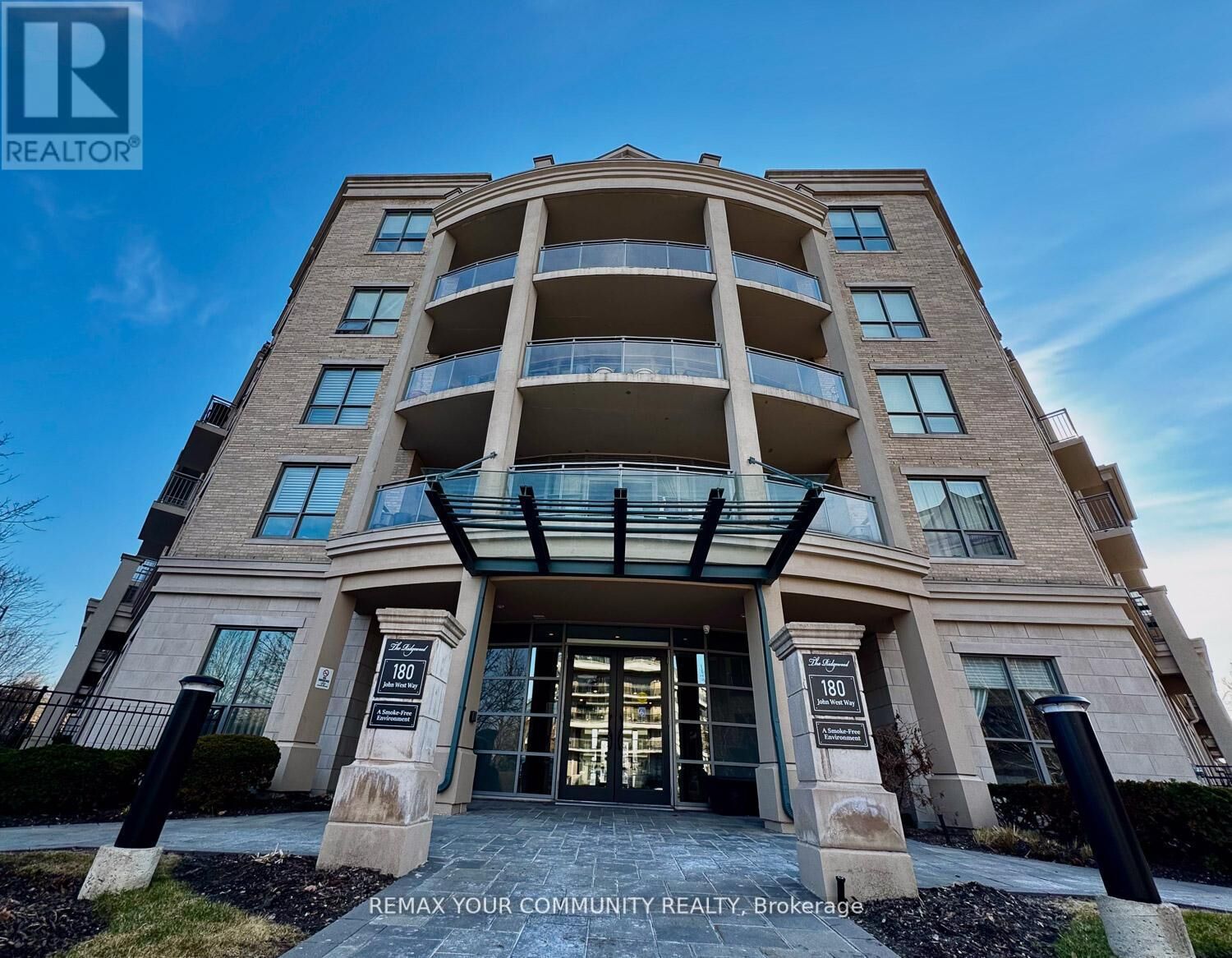 Property Photo:  180 John West Way 413  ON L4G 0R3 