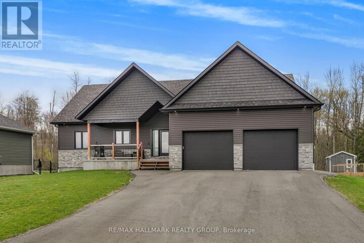 Property Photo:  254 Roxanne Street  ON K0A 1N0 