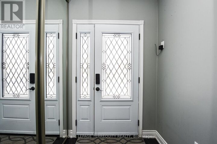 Property Photo:  48 Montjoy Crescent  ON L6S 3E7 