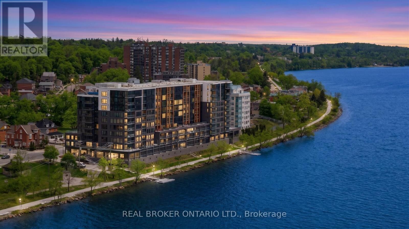 Property Photo:  185 Dunlop Street East 615  ON L4M 0L7 
