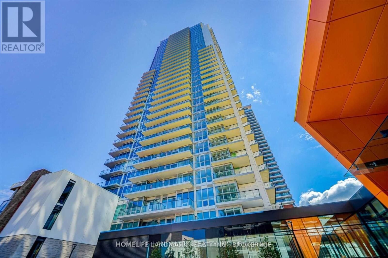 Property Photo:  95 McMahon Drive 2710  ON M2K 0H2 