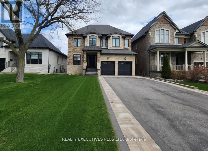 Property Photo:  1771 Woodview Avenue  ON L1V 1L3 