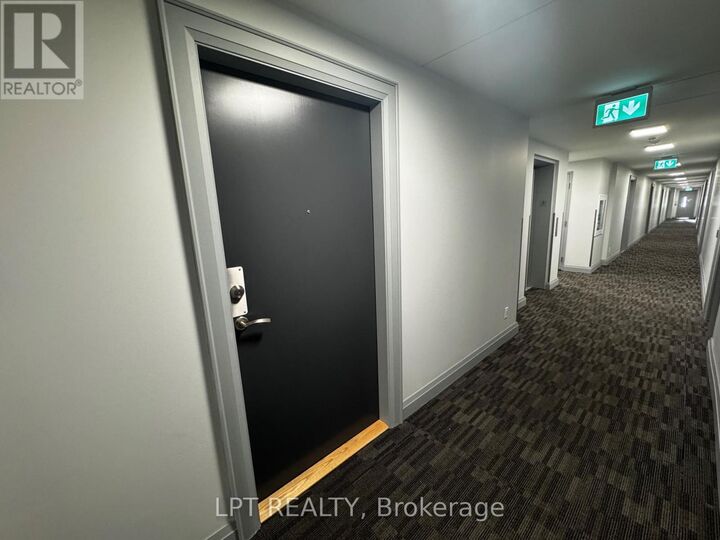 Property Photo:  85 Attmar Drive 238  ON L6P 0Y6 