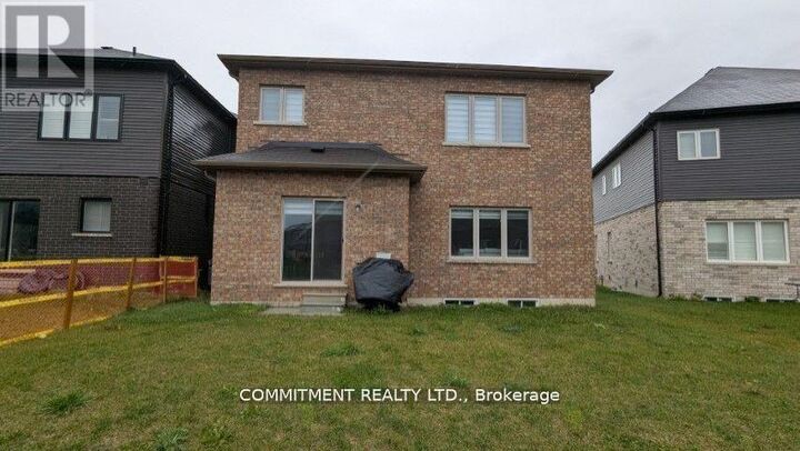 Property Photo:  32 Stauffer Road  ON M6A 1N3 