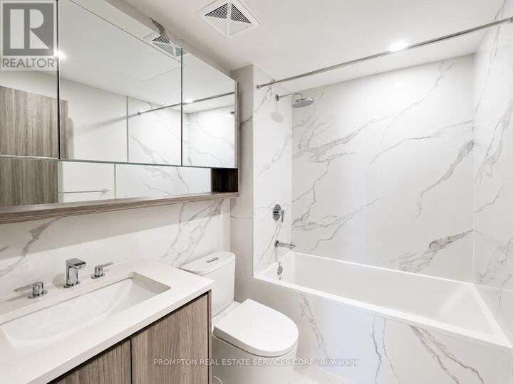Property Photo:  75 Billes Heights #358  ON M2K 0J8 