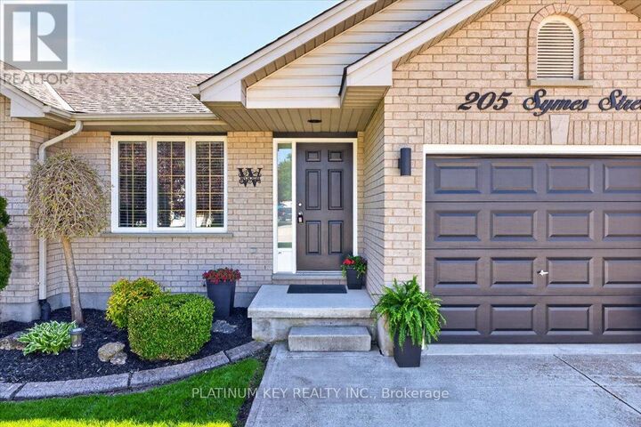Property Photo:  205 Symes Street  ON N0L 1M0 
