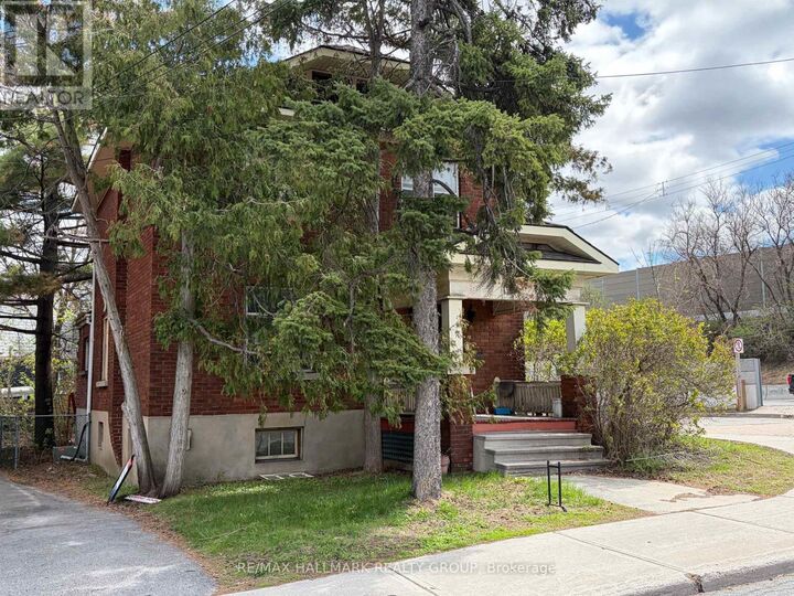 Property Photo:  491 Parkdale Avenue  ON K1Y 1H7 
