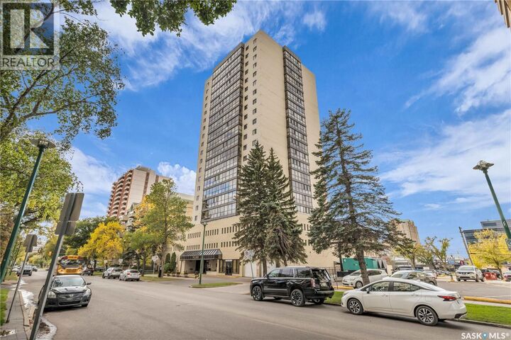 Property Photo:  905 315 5th Avenue N  SK S7K 2P4 
