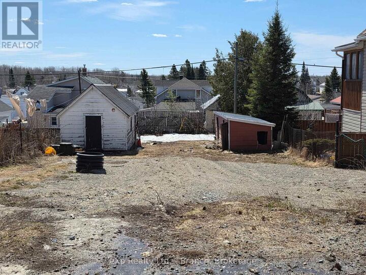 Property Photo:  17 McKelvie Avenue  ON P2N 2K3 
