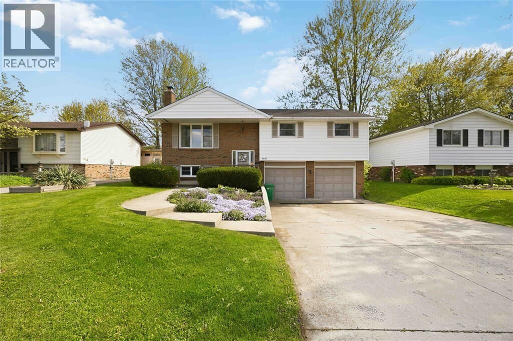 Property Photo:  4037 Mulberry Place  ON N0N 1R0 