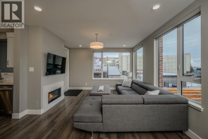 Property Photo: 1087 6th Avenue 201 BC V2L 0E5
