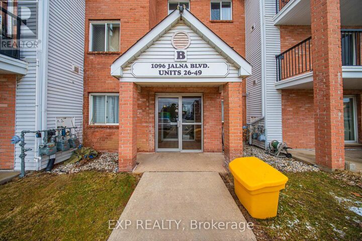 Property Photo:  1096 Jalna Boulevard 28  ON N6E 3B8 