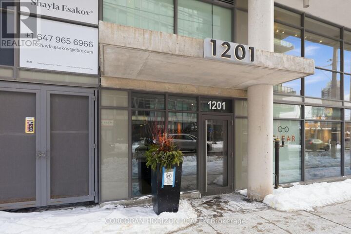 Property Photo:  1201 Dundas Street East 503  ON M4M 1S2 