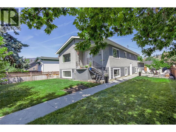 Property Photo:  530 Roanoke Avenue  BC V1Y 7K5 