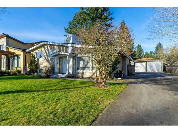 Property Photo:  10979 64A Avenue  BC V4E 1E4 
