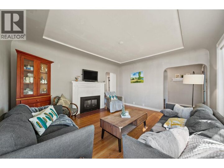 Property Photo:  306 Ninth Avenue  BC V3L 2A1 