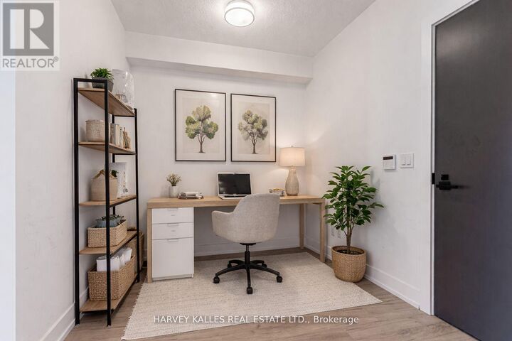 Property Photo:  25 Adra Grado Way West 708  ON M2J 0H6 
