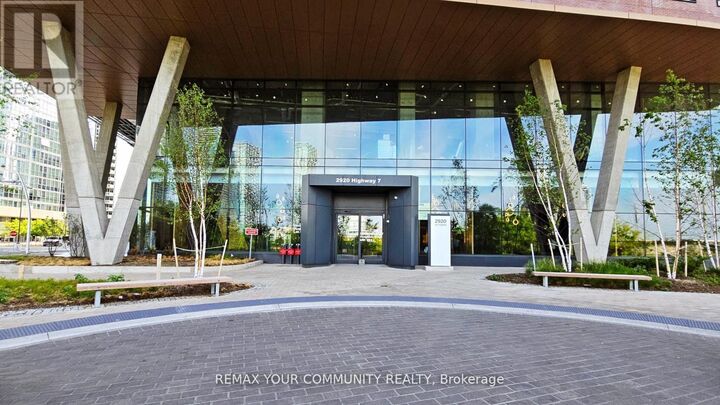 Property Photo:  2920 Highway 7 Road 3011  ON L4K 0P4 