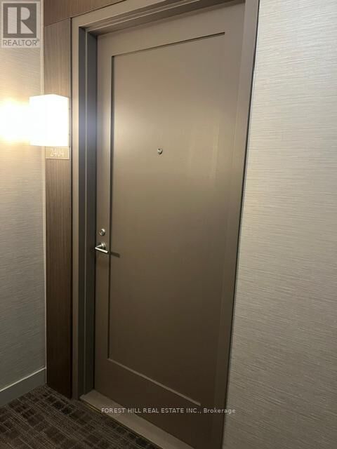Property Photo:  310 Tweedsmuir Avenue 2404  ON M5P 2Y2 