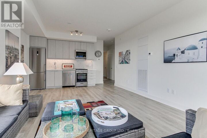 Property Photo:  185 Deerfield Road 503  ON L3Y 0G7 