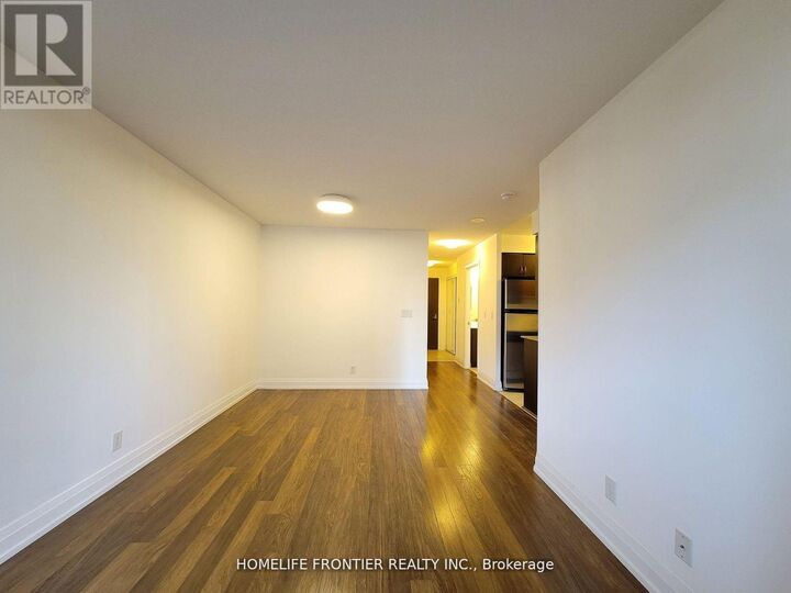 Property Photo:  1060 Sheppard Avenue West 403  ON M3J 0G7 