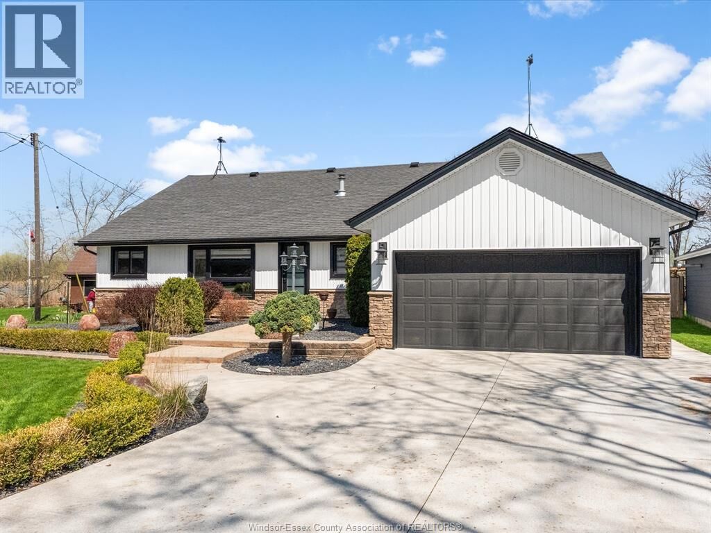 Property Photo:  1122 Heritage Road  ON N9Y 2E6 