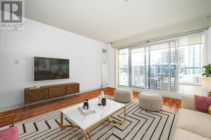 Property Photo:  225 Wellesley Street East 1004  ON M4X 1X8 