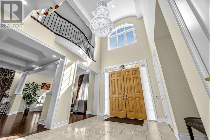 Property Photo:  54 Kelways Circle Upper  ON L6T 0G5 